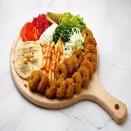 صحن فلافل مشكل